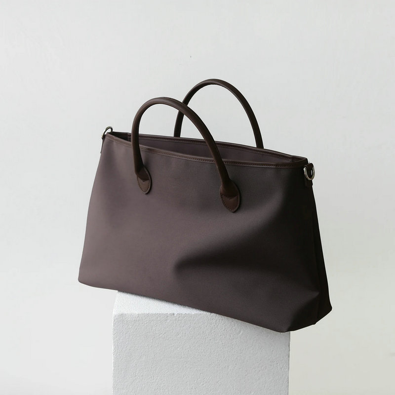 シンプルでスタイリッシュな大容量トートバッグ。女性用、16イ - Women Hand Bags For Office のレビューと価格